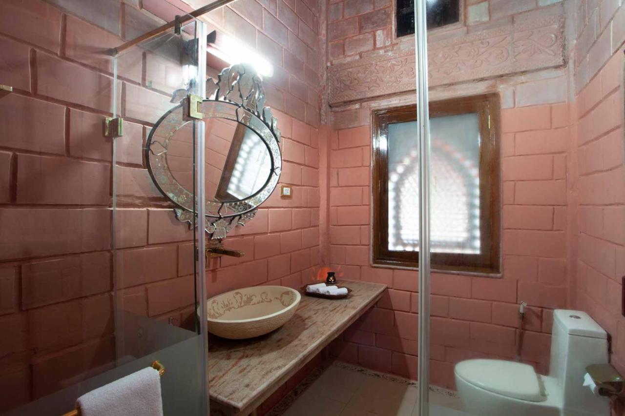 Stayvista At Pink Palace Rajasthani Decor Ooty Exterior foto